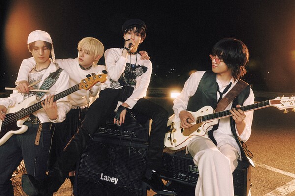 에이엠피, 지금까지 이런 밴드는 없었다…역대 밴드 데뷔앨범 초동 1위