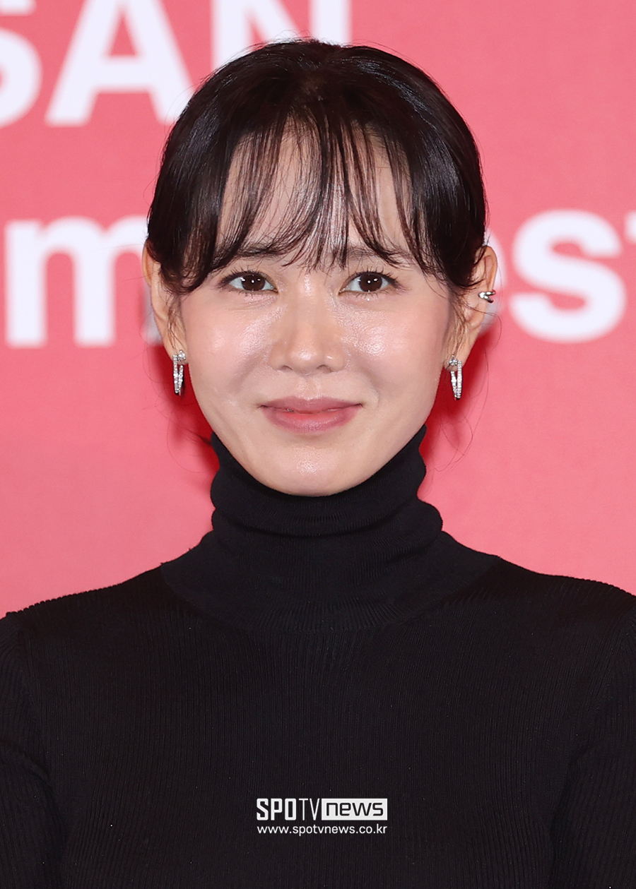 '어쩔수가없다' 손예진 "내 영화 개막작으로 보다니, 오늘 평생 잊지 못할 것"[30th BIFF]