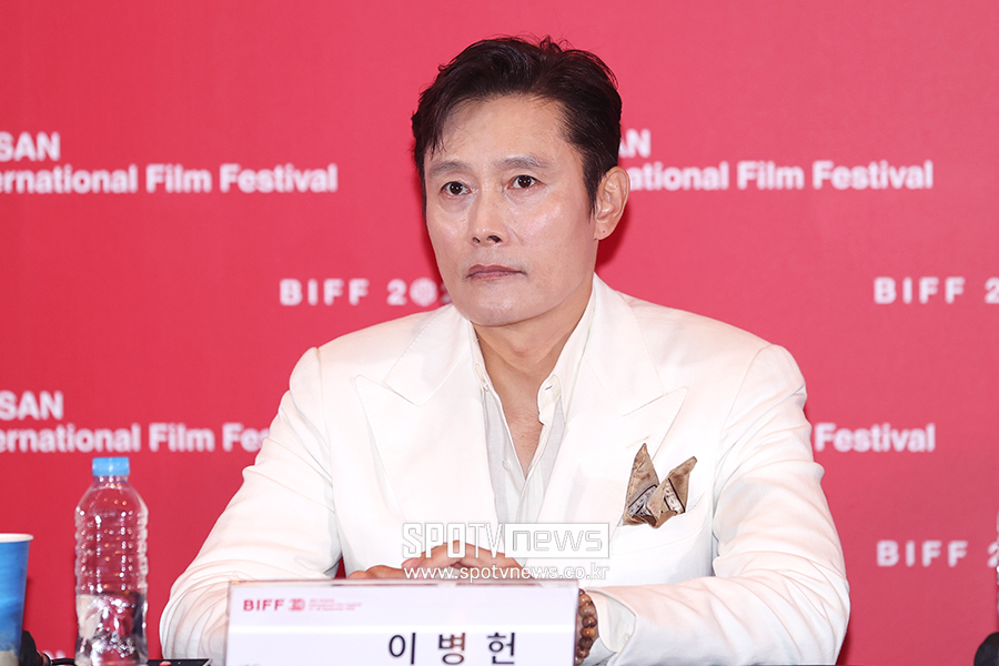 [포토S] 이병헌, '부산영화제 개막작 된 것, 행복해'