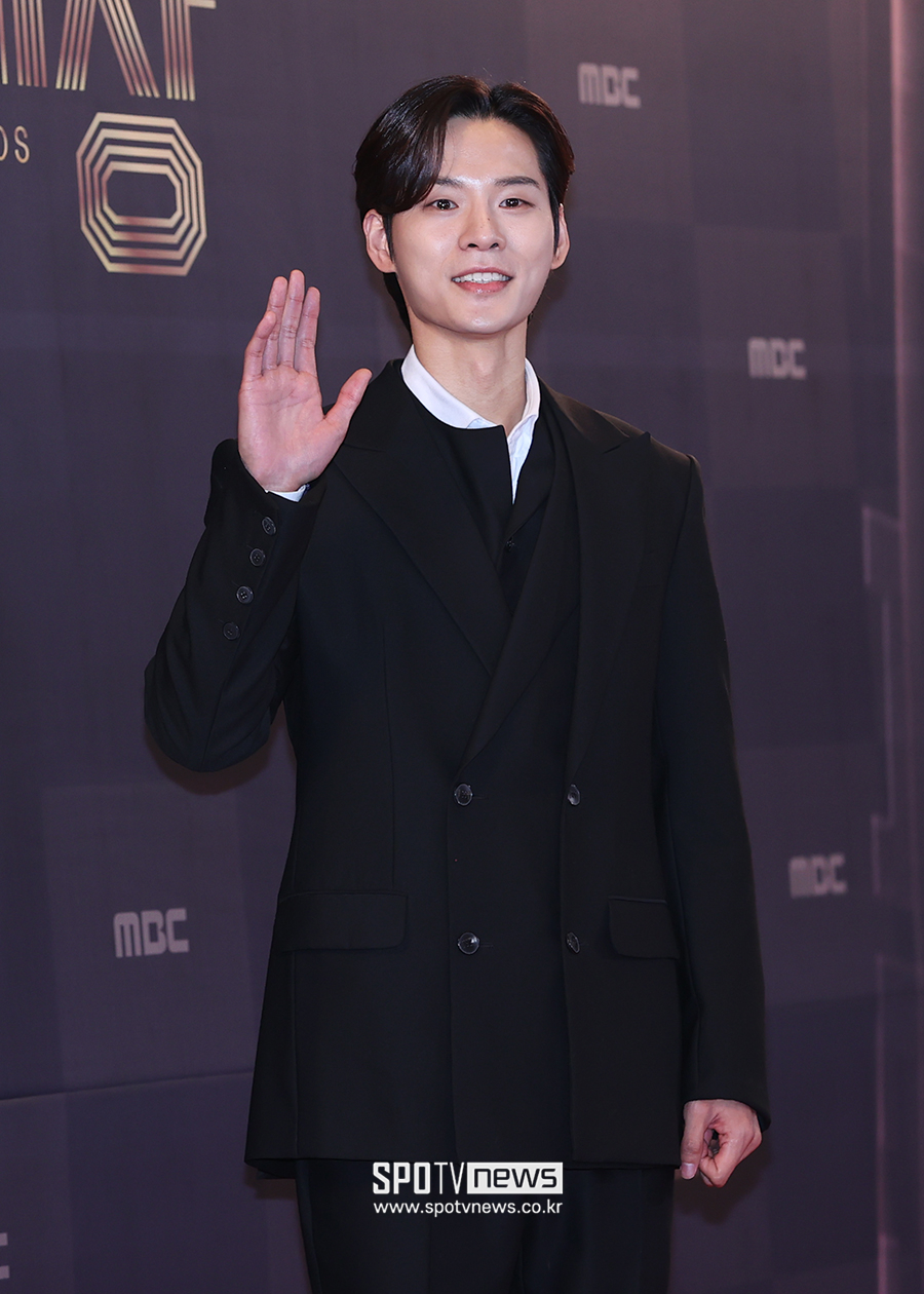 윤지온, '아기가 생겼어요' 하차…SNS도 돌연 '삭제'