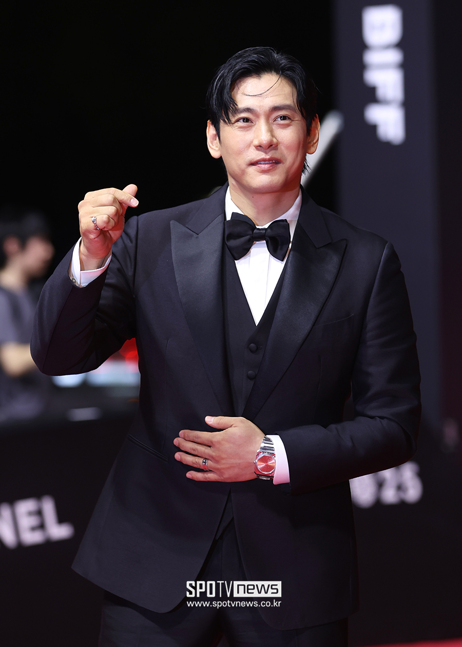 [포토S] 유태오, 다부진 체격