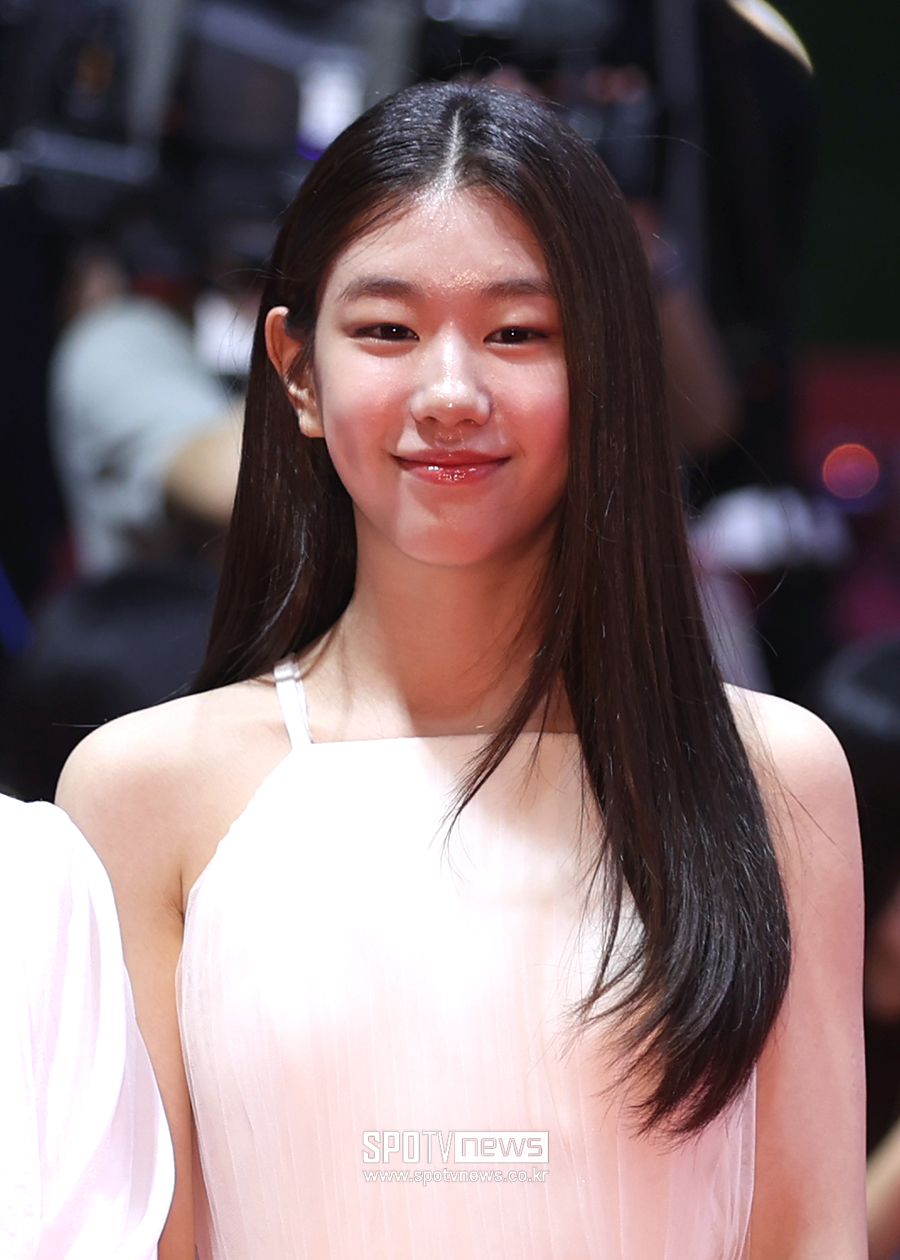 [포토S] 박소이, '정변' 교과서