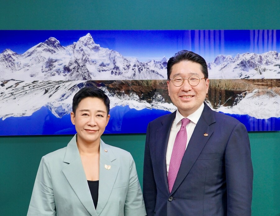 문화체육관광위원회 소속 김재원 의원과 대한사이클연맹 이상현 회장 ⓒ대한사이클연맹