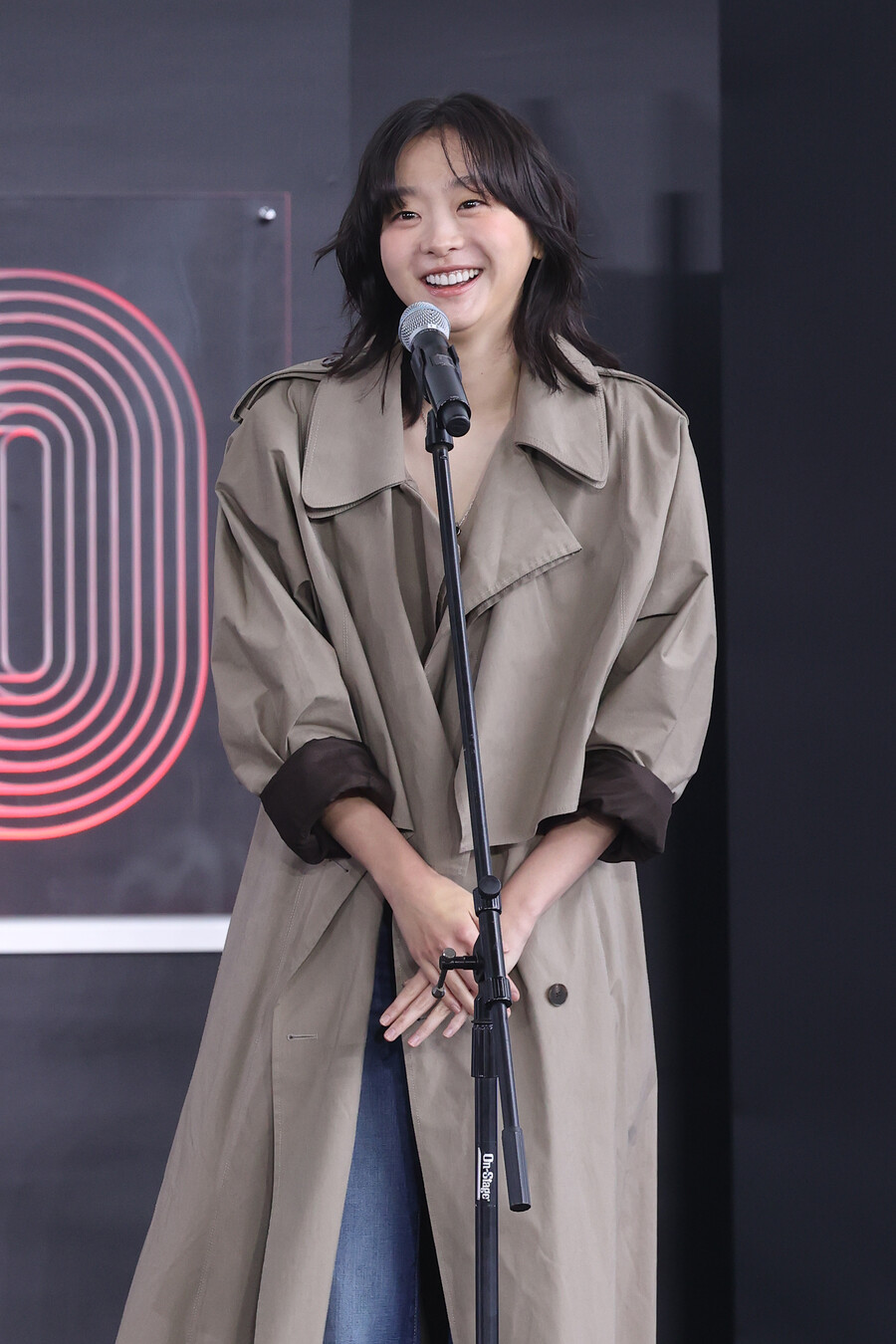 '대홍수'에 푹 젖은 김다미 "출근하면 수영장 들어갔다 나와…엄마 연기 힘들었다"[30th BIFF]