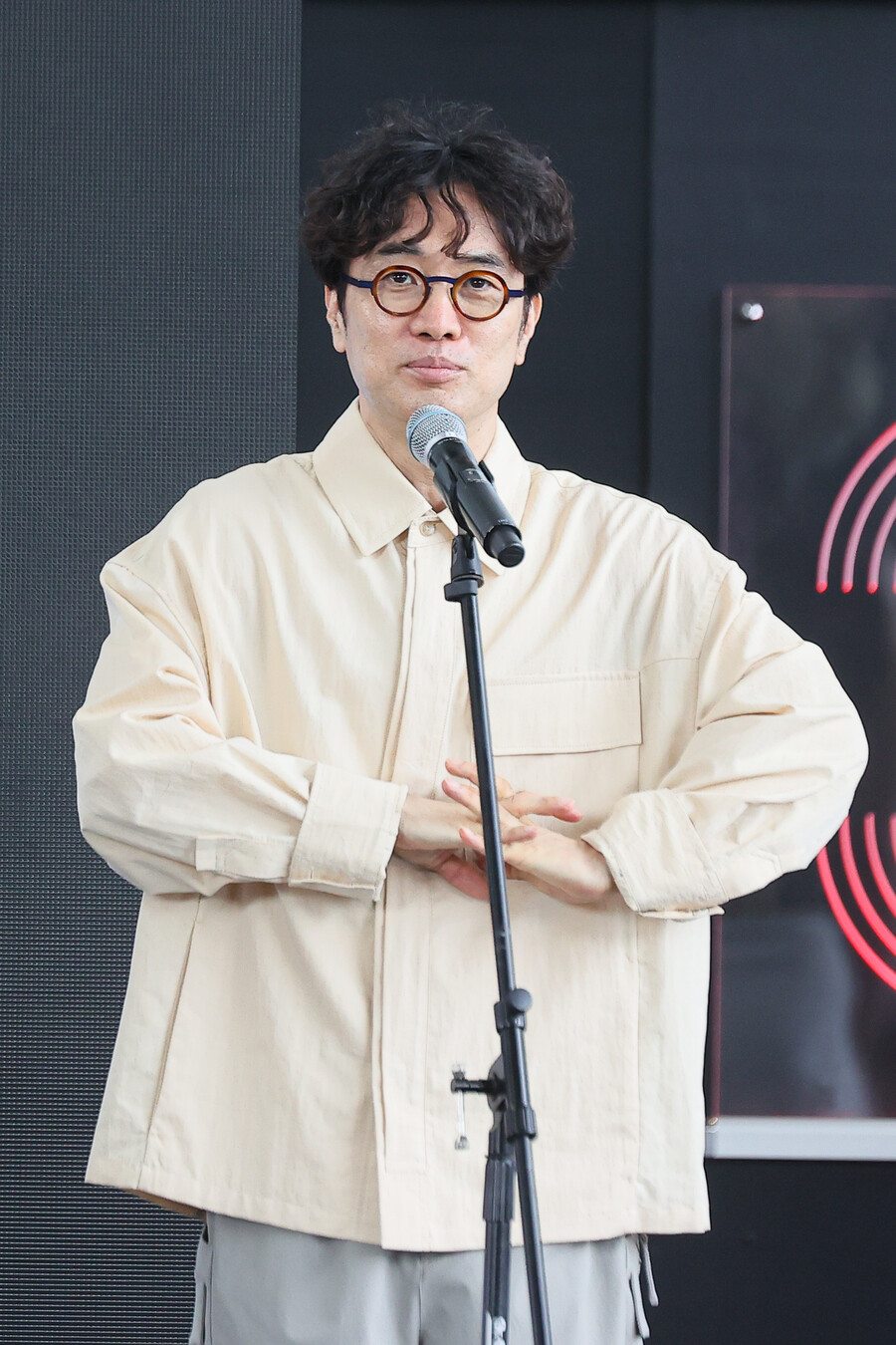 ▲민규동 감독. 제30회 부산국제영화제 '파과 인터내셔널 컷' 야외무대인사. ⓒ연합뉴스