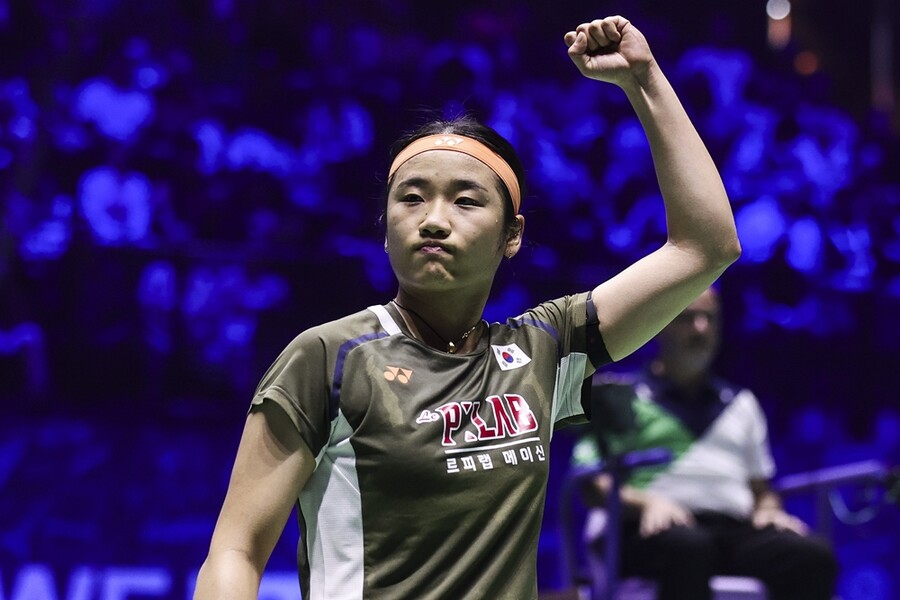 '우승 보인다' 안세영, 세계선수권 우승자도 39분 컷!…日 야마구치 2-0 완파 → 中 마스터스 김가은 꺾은 한웨와 결승 격돌