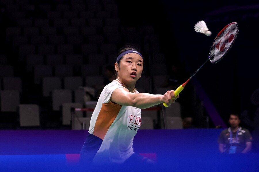 ▲ 배드민턴 여자 단식 세계랭킹 1위 안세영이 2025 세계배드민턴연맹(BWF) 월드투어 슈퍼 750 중국 마스터스 결승에 진출해 대회 2연패 달성에 성큼 다가섰다. 안세영은 김가은을 꺾고 올라온 랭킹 3위의 중국 한웨와 결승에서 맞붙는다. ⓒ 연합뉴스/AFP
