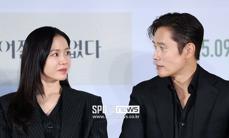[포토S] 서로를 바라보는 손예진과 이병헌