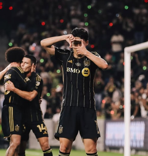 “손흥민, 두 단어로 설명된다" LAFC 감독 격찬!…부앙가와 3연속 해트트릭 합작→"강렬하고 우수해"