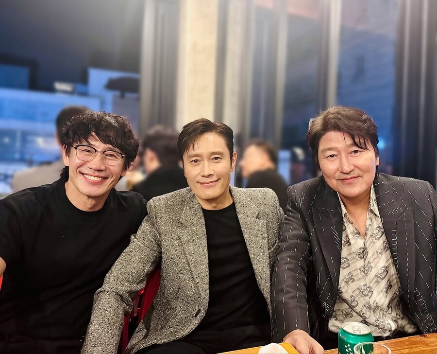 '공동경비구역 JSA' 25년 만에…신하균·이병헌·송강호, 귀한 쓰리샷