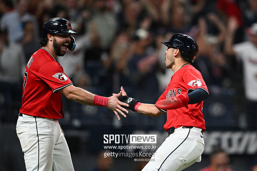 MLB에서는 ‘육절못’ 안 통하나… ‘승승승승승승승승승승패승’ 고우석 팀 비극으로 몰아넣나, 사상 첫 미친 역전극 초읽기