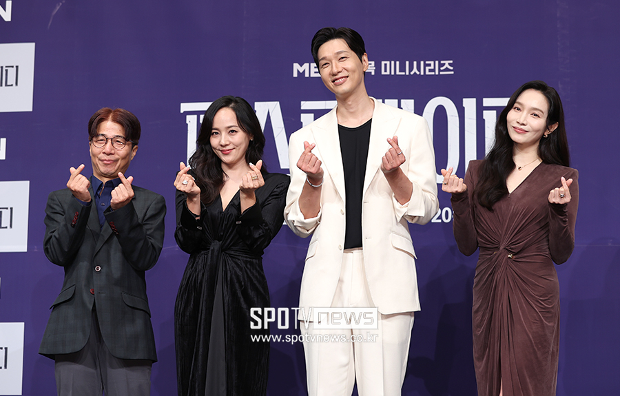 '퍼스트레이디' 감독 "현 정치 이슈와 비슷? 맞물리는 부분 있지만…의도 NO"