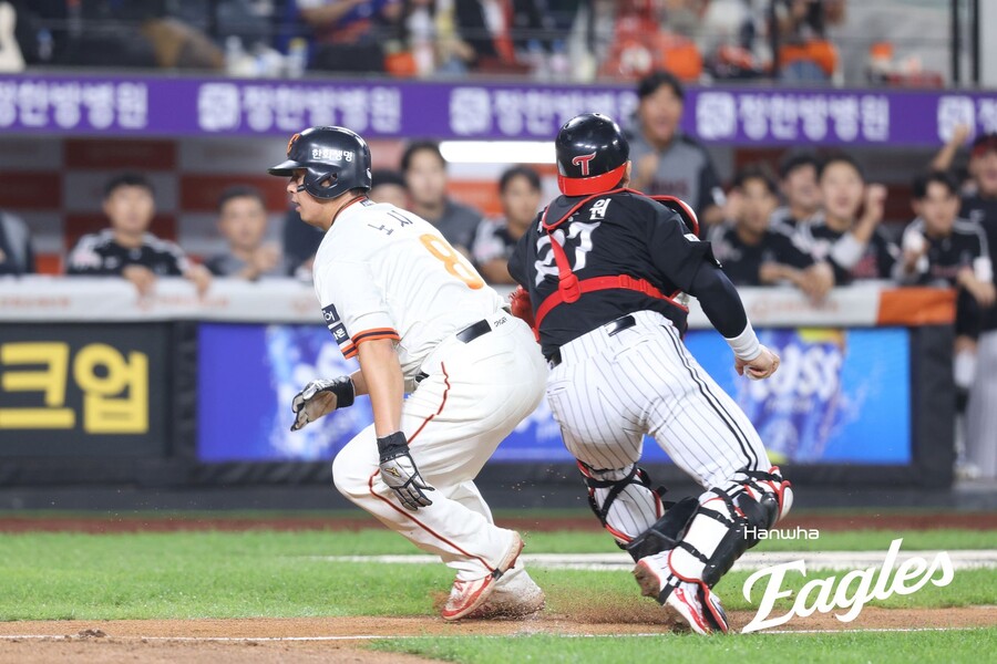 “전적으로 박동원 미스” 단호한 염경엽, 이번에는 옹호 전혀 없었다… “노시환, 최고의 플레이를 했다”