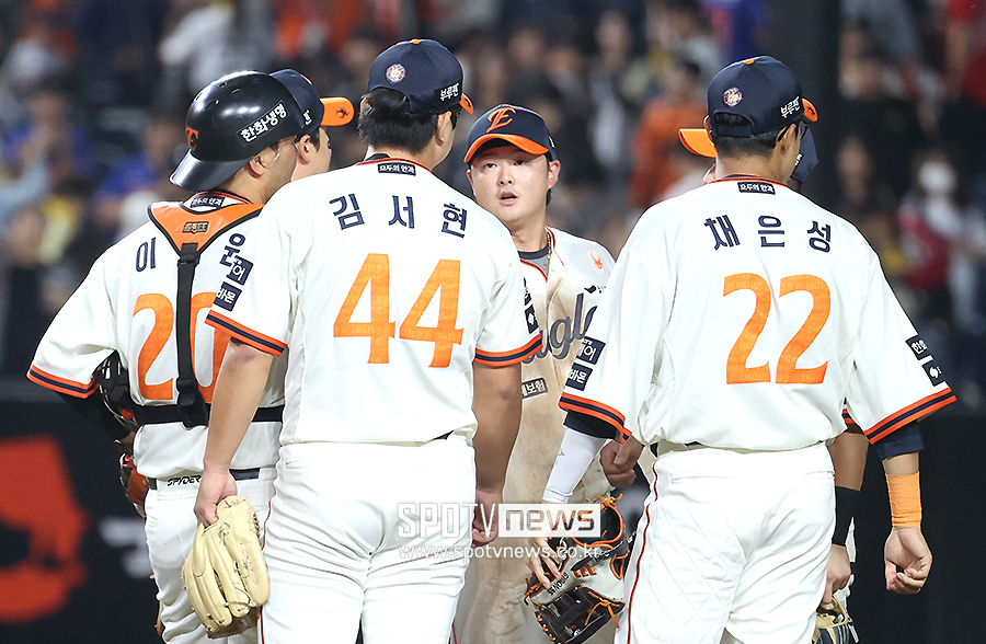 [포토S] LG 우승 축포 막은 한화