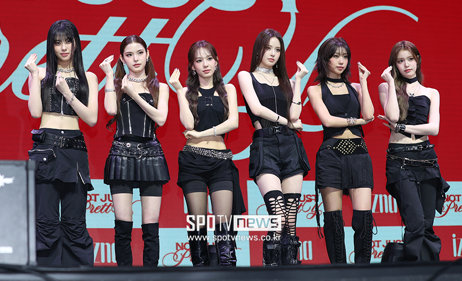 [포토S] 이즈나, '포인트 안무!'