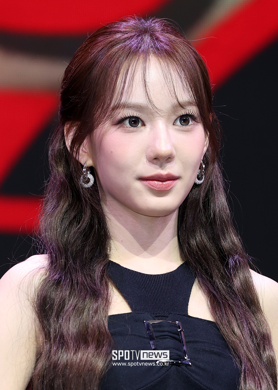 이즈나 유사랑 "윤지윤 탈퇴, 아쉬움 크지만…서로의 길 응원"