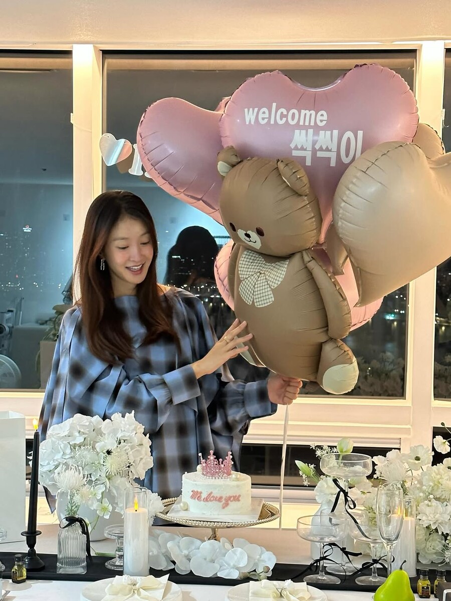'만삭' 이시영, 깜짝 파티 근황…공주님 둘째 "태명=씩씩이"