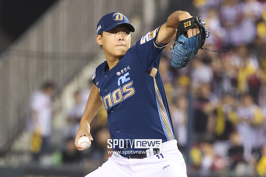 [포토S] 역투하는 김태경