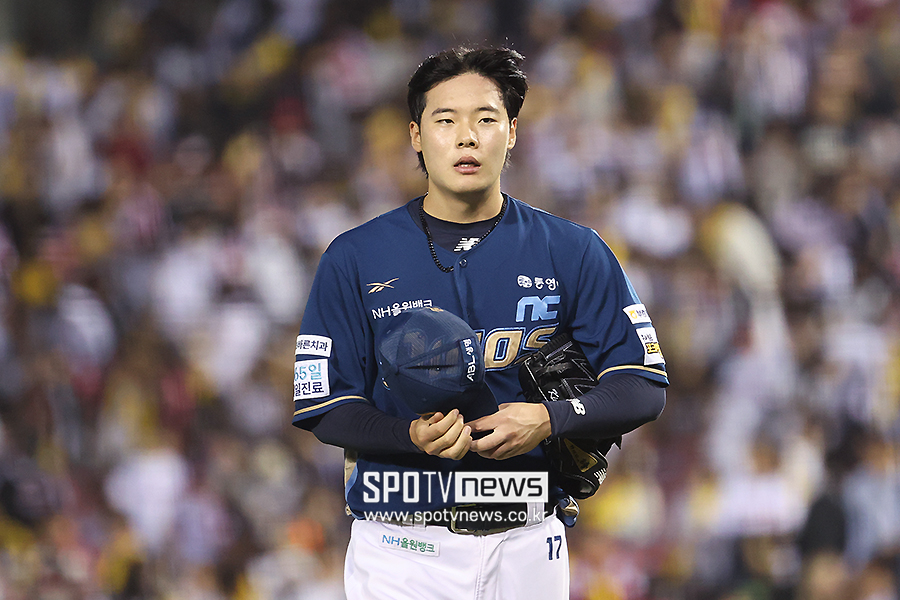 [포토S] 더그아웃 향하는 김영규