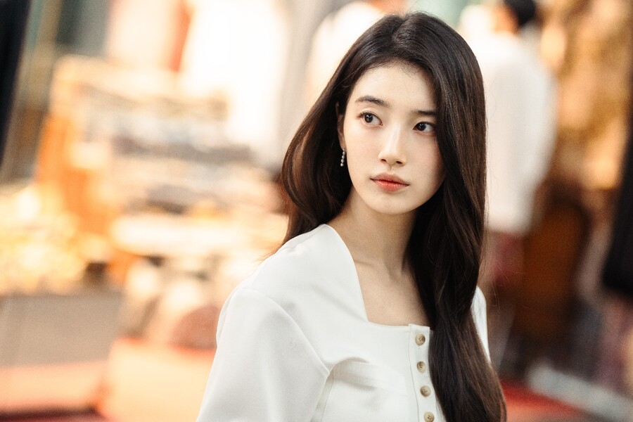 이상하고 아름다운 수지…'다지니'로 새로운 인생캐 탄생
