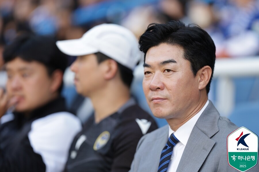[SPO 현장] 인천 윤정환 감독 "우리가 수원보다는 낫지 않나...결정 나기 전까지 조심스러운 입장"