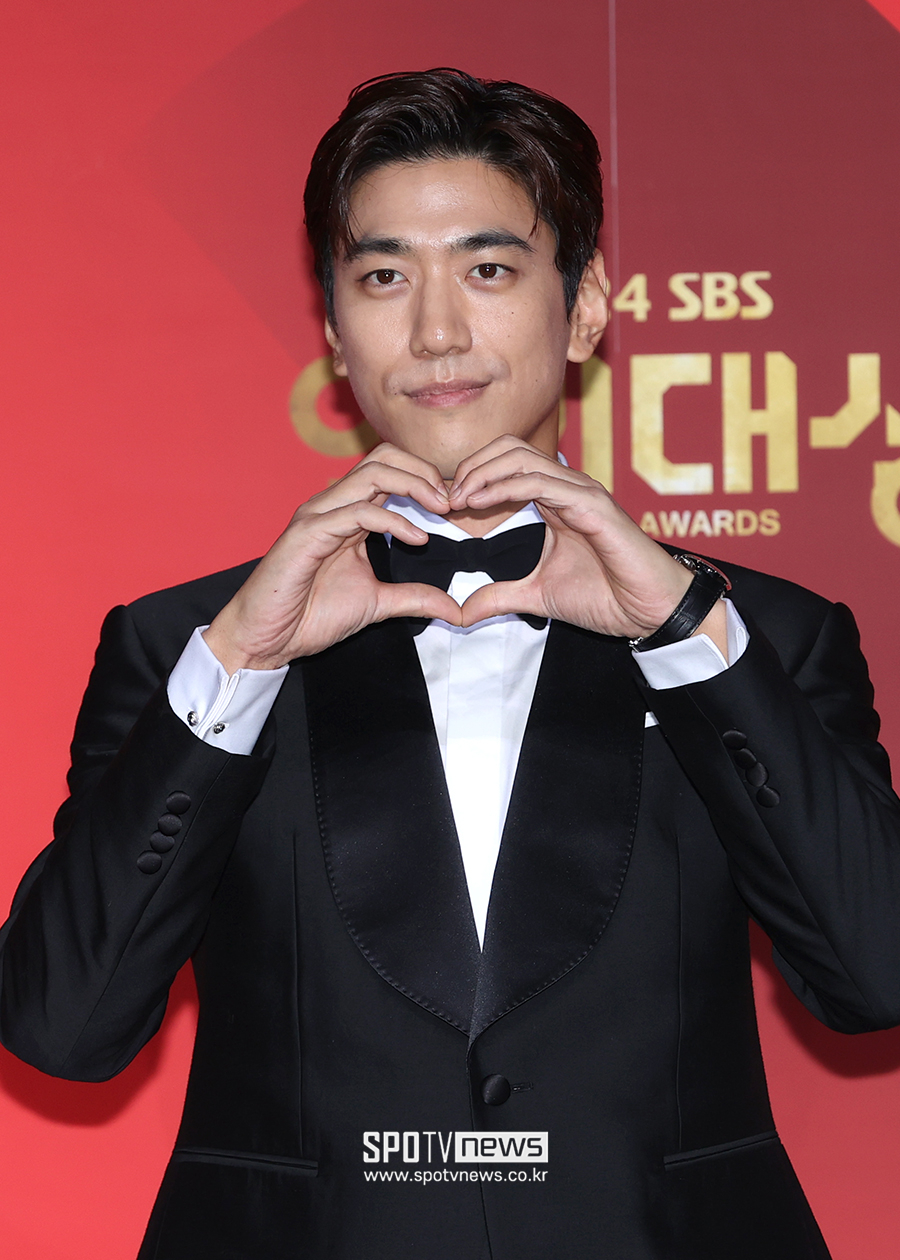 성준, 1년 만에 알린 의외의 근황…SNS 해킹 피해 호소