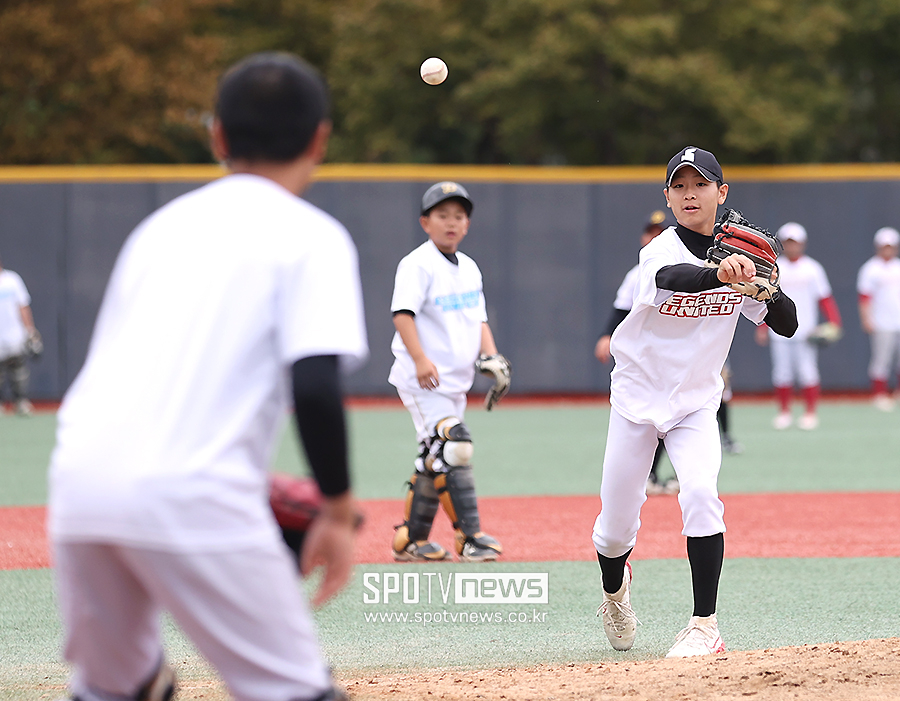 [포토S] THE ULTIMATE BASEBALL SHOWDOWN 2025