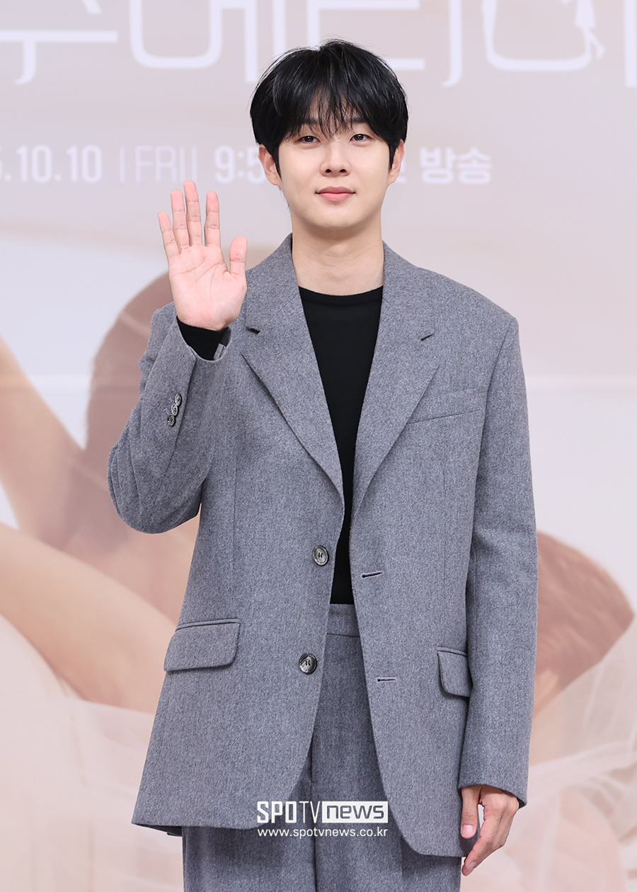 [포토S] 최우식, 귀여운 강아지상