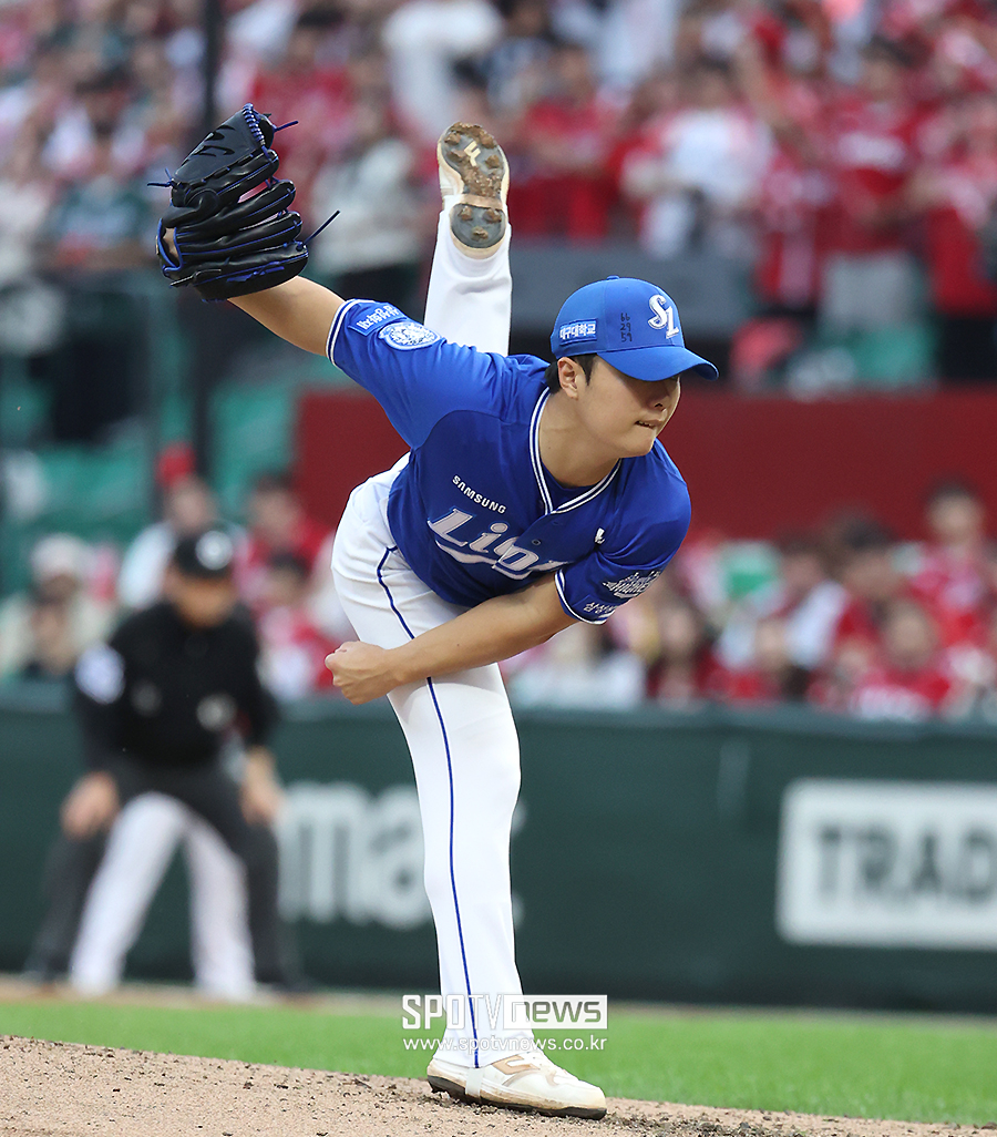 [포토S] 7회말 마운드 오른 이승민