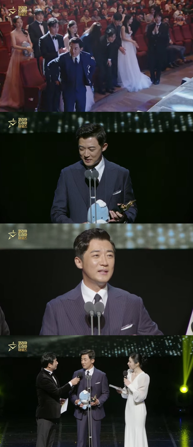안재욱, 생애 최초 '대상'에 울컥 "너무 큰 상"..원조 한류★ 이름값(코리아드라마어워즈)