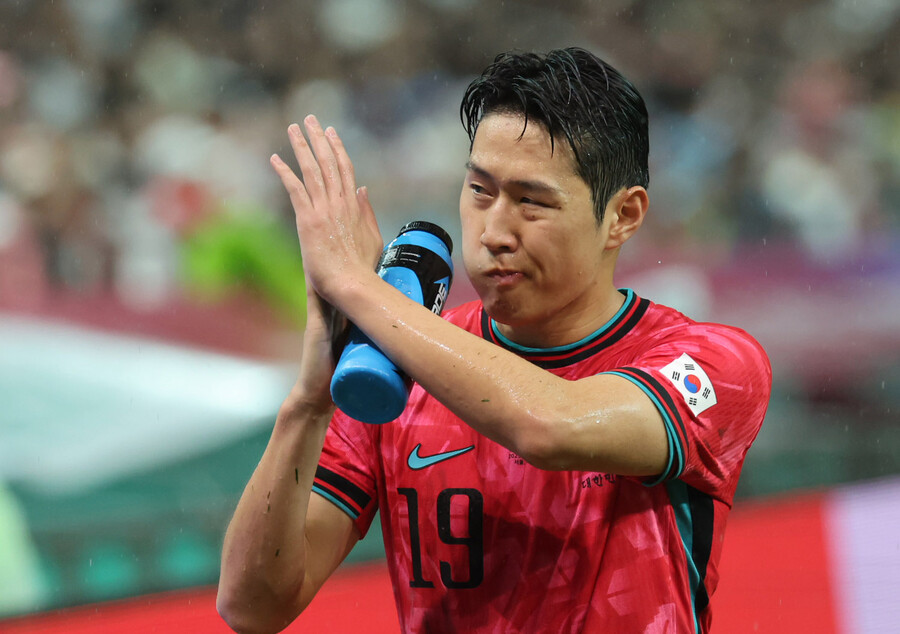 이강인, 韓 축구 초대박 대우…“월드컵 전에 PSG 탈출” 960억+연봉 60억 EPL 거액 제안 “애스턴 빌라 영입 추진”