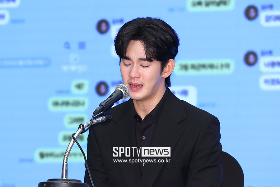 김수현 변호사, 손편지→스케줄표 공개 "故김새론 카톡=위조, 물리적으로 불가능'"