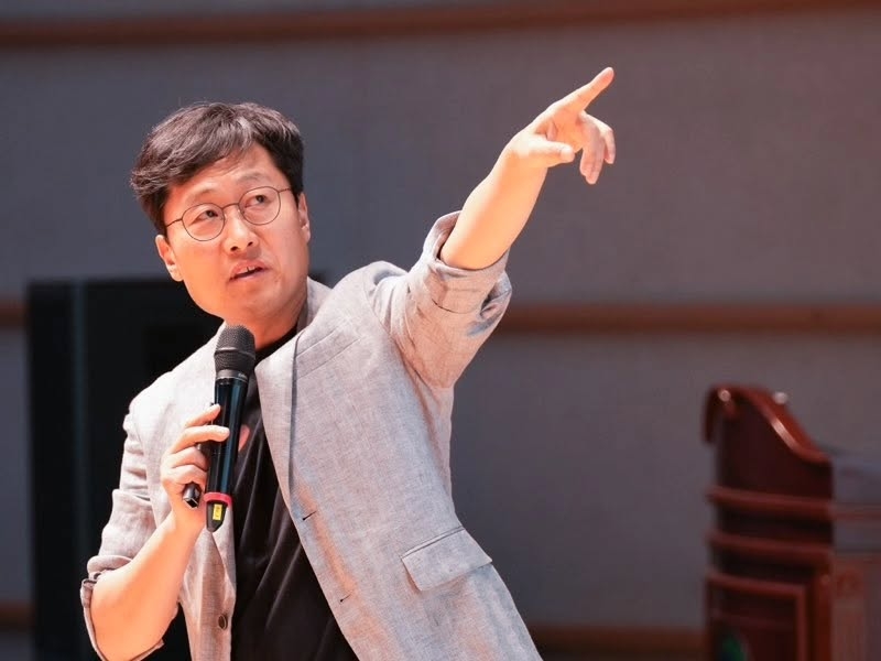 '심근경색→중환자실 입원' 김상욱 교수, 근황 알렸다 "심각한 상황 아냐"