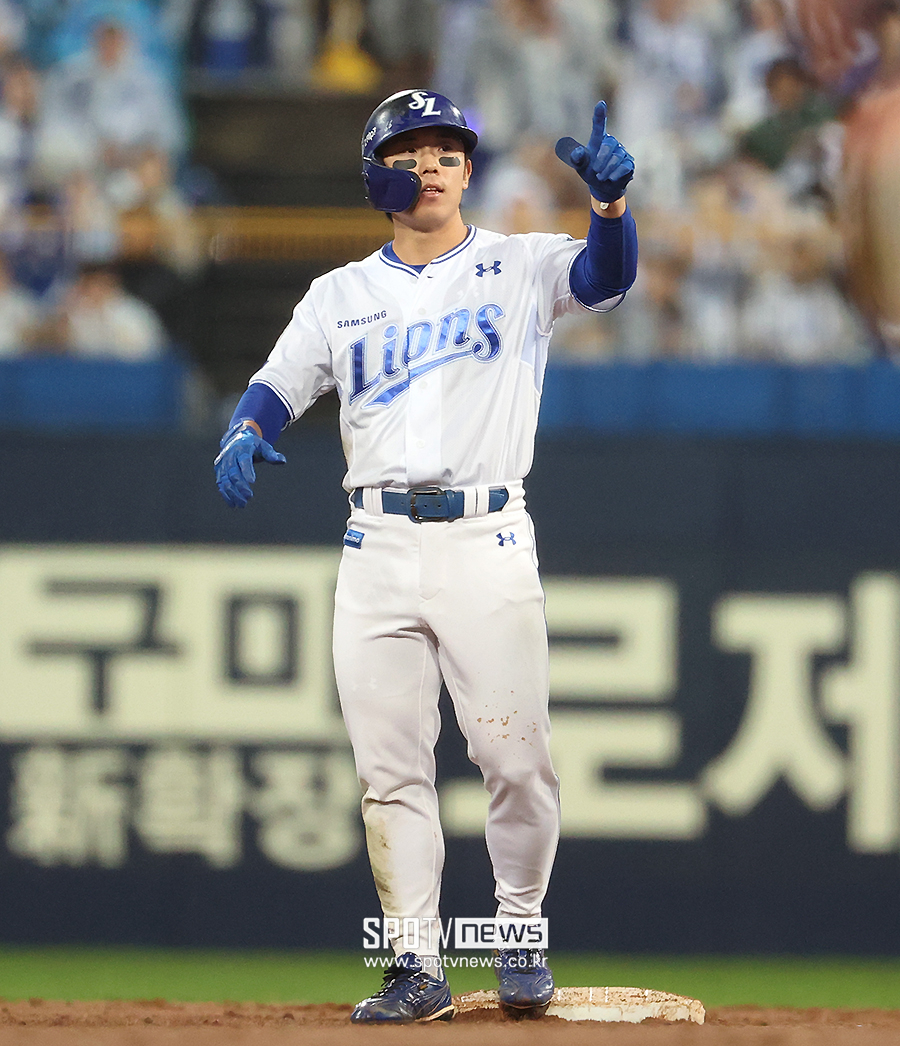 [포토S] 김성윤, '공수 맹활약'