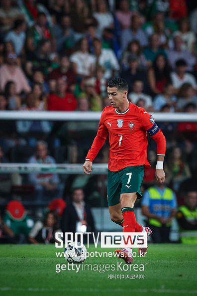 ▲ fifa world cup 2026 qualifier lisboa ball team players player portugal v hungary - fifa world cup 2026 qualifier teams bola lisbon football cristiano ronaldo futebol