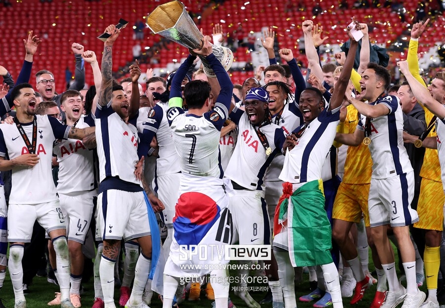 손흥민 이 장면 다시 볼 수 있을까? "반드시 우승해야해" 간절한 바람...MLS 정규시즌 최종전 임박+부앙가 득점왕 만들기 나선다 "SON 기회 만들어 줄 것"
