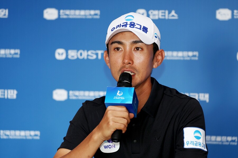 ‘9언더파 맹타’ 이수민, KPGA 더 채리티클래식 첫날 단독 1위...투어 6승 도전