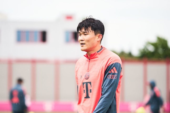 '150억원 연봉은 삭감해야' 김민재 결정했다…獨 단독 떴다! "뮌헨에서 행복해, 주전 경쟁 자신감 되찾았다"