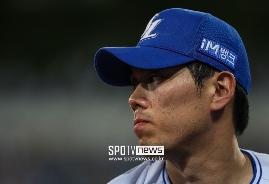 오승환이 안아줬다, 김재윤은 '퍼펙트맨'이 됐다…후배 속상할까 따로 연락까지 한 '끝판 대장'