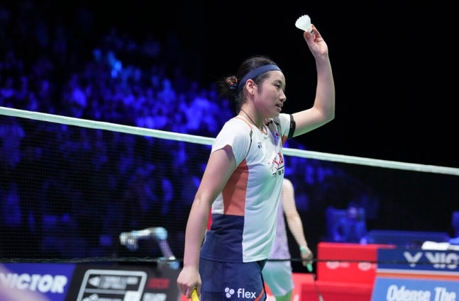▲ 안세영은  덴마크 오덴세에서 열린 2025 BWF 월드투어 덴마크 오픈(슈퍼 750) 여자단식 결승에서 세계랭킹 2위인 중국의 왕즈이를 2-0(21-5, 24-22)으로 제압하며 생애 첫 이 대회 정상에 올랐다. 이는 한국 여자단식 선수가 이 대회 우승을 차지한 것은 1987년 이영숙 이후 무려 38년 만의 쾌거. 올해 왕즈이를 상대로 6전 전승을 거두며 ‘천적’이라는 수식어를 다시 한 번 입증했다ⓒ연합뉴스