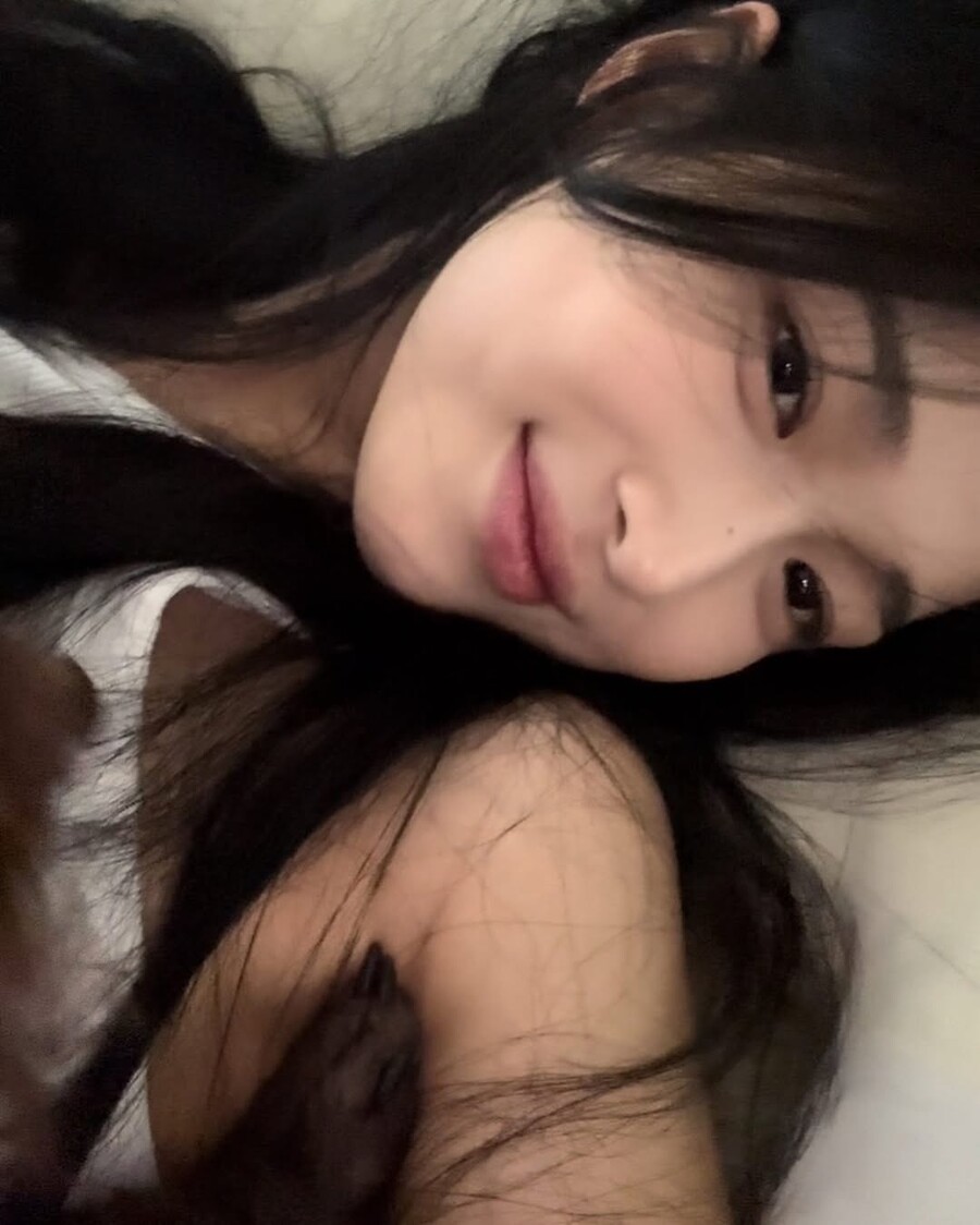 '원빈 친조카' 한가을, 일상 봤더니...'실물갑' 분위기 미녀