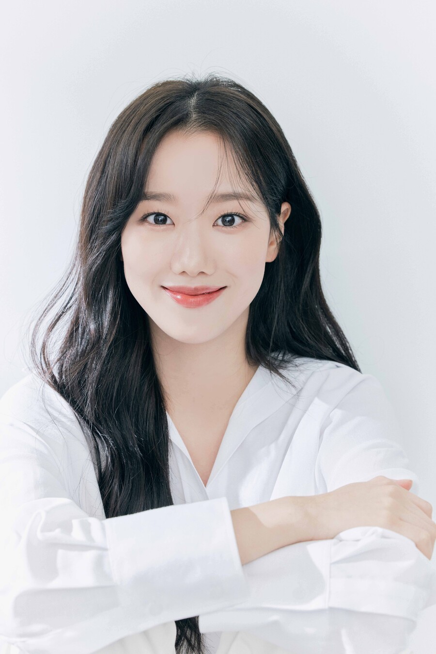 이나은, '왕따 논란' 후 6년 만에 마이크 잡았다…"작품에 책임감 있게 임해"