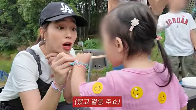 21개월 된 '이병헌♥이민정' 딸 이서이, 폭풍 고기 먹방 공개