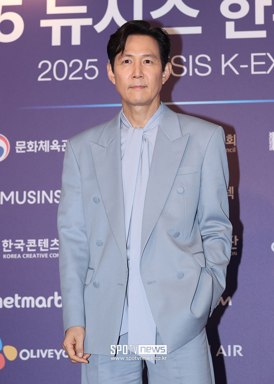 'AI 가짜 이정재에 5억 피해' 이정재 측 "사칭 피해 각별한 주의"[공식]