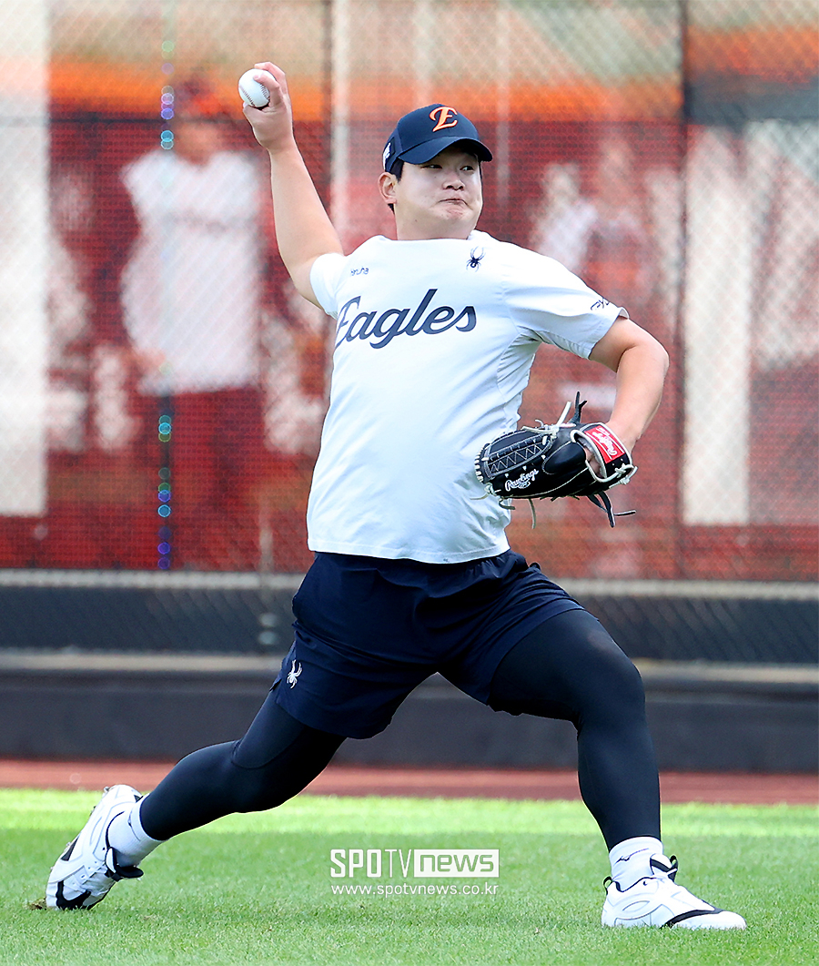 [포토S] 김서현, '4차전의 아픔은 잊고'