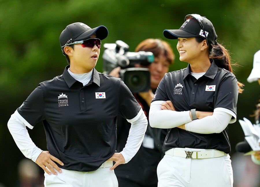 한국 여자골프, 인터내셔널 크라운 이틀째 월드팀에 1무 1패…25일 한일전서 4강 판가름