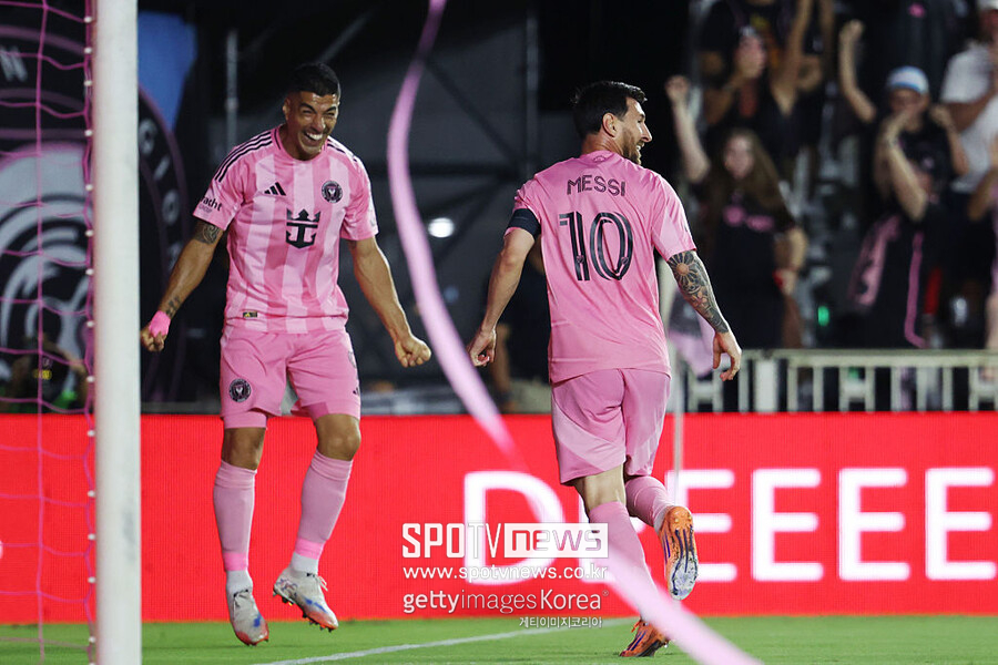 ▲ 결승은 오는 12월 6일, 서부와 동부 챔피언의 단판 승부로 치러진다. LAFC와 인터 마이애미가 각자 콘퍼런스를 뚫고 올라갈 경우, 손흥민과 메시의 맞대결이 현실화된다.