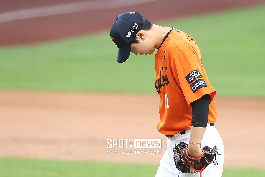 '충격' 한화 KS 엔트리에 78억 FA 투수 빠졌다…PO서 맞은 홈런이 결정타였나