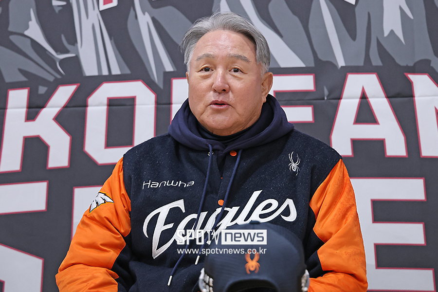 안타 개수는 똑같았는데…'1차전 완패' 김경문 감독 "많은 볼넷→실점 아쉬워, 2차전은 다를 것"