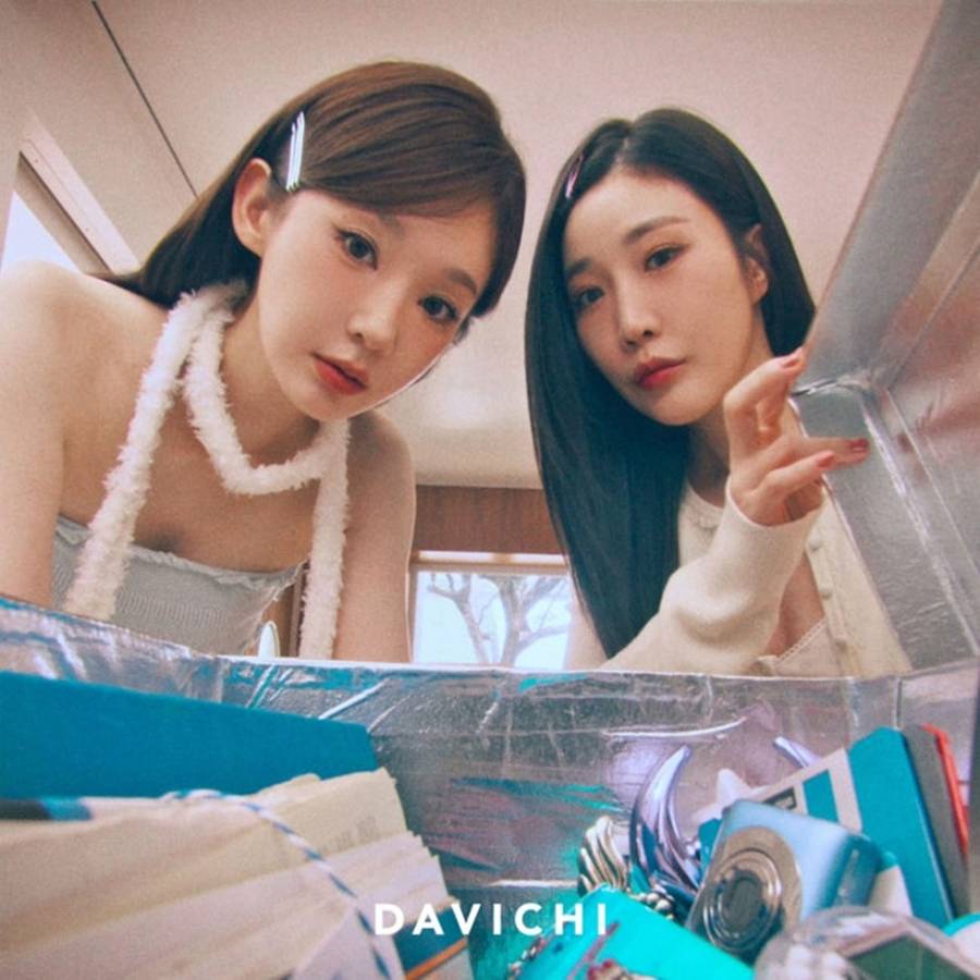 다비치, 17주년에도 현재진행형…'타임캡슐'로 재증명한 '음원 강자'[초점S]